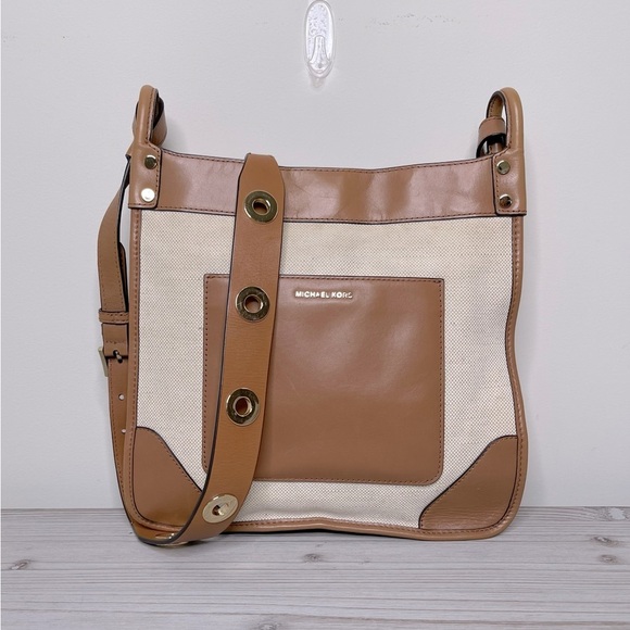 Michael Kors Sullivan Large Leather and Linen Messenger Bag travel office career - Picture 2 of 12